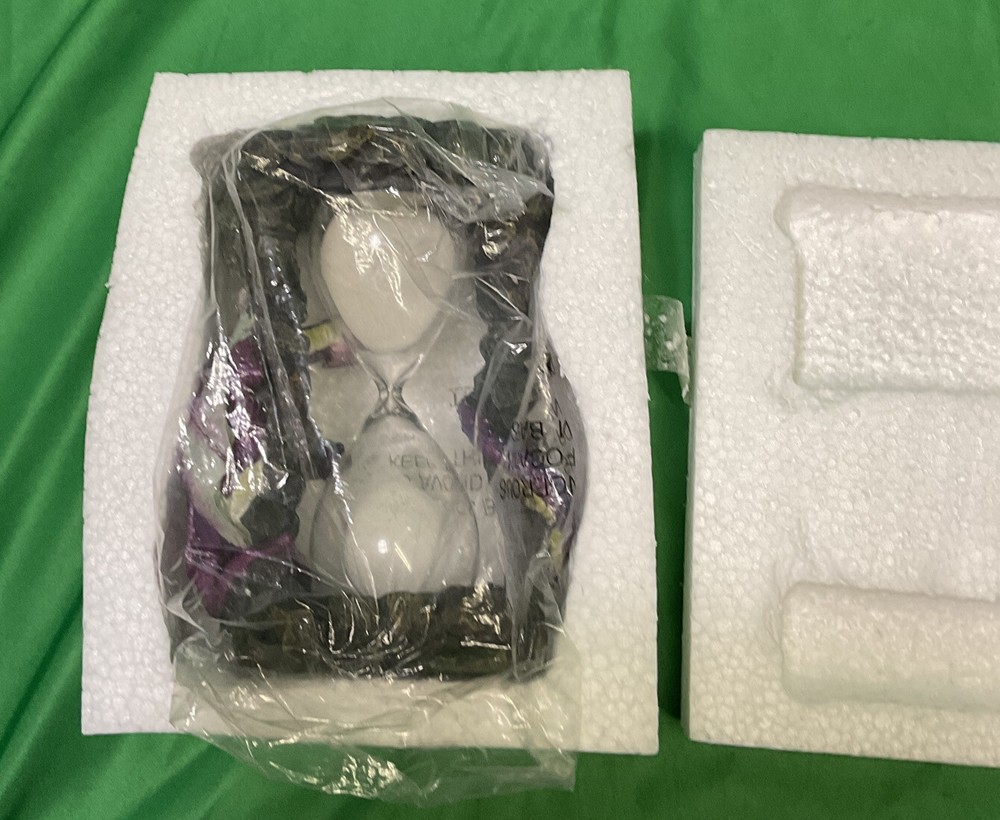 open box- Dragon Hourglass White Sand Timer.