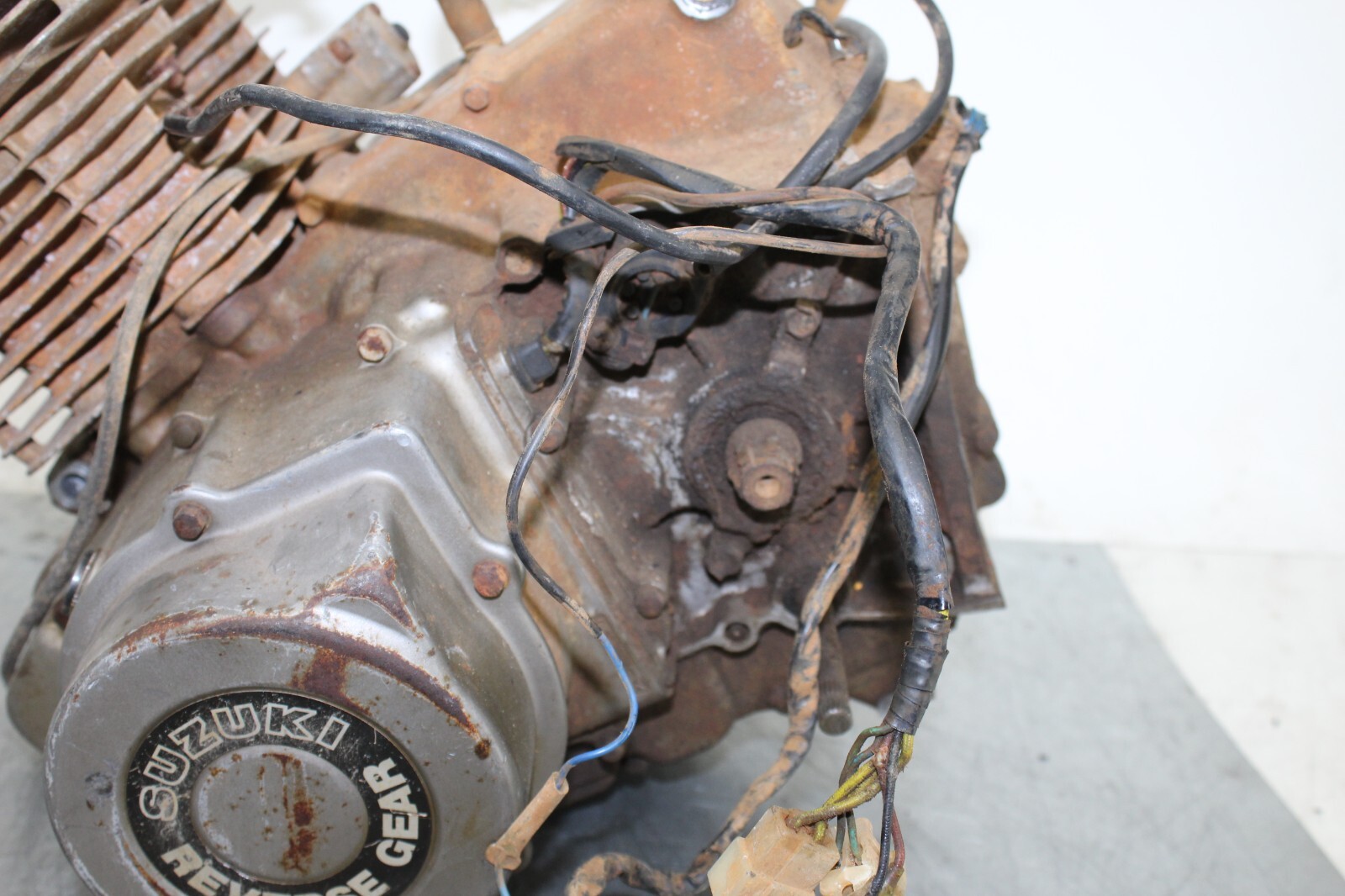 SUZUKI LT300 QUADRUNNER QUAD RUNNER ATV ENGINE MOTOR BLOCK CASES 80'S LT 300