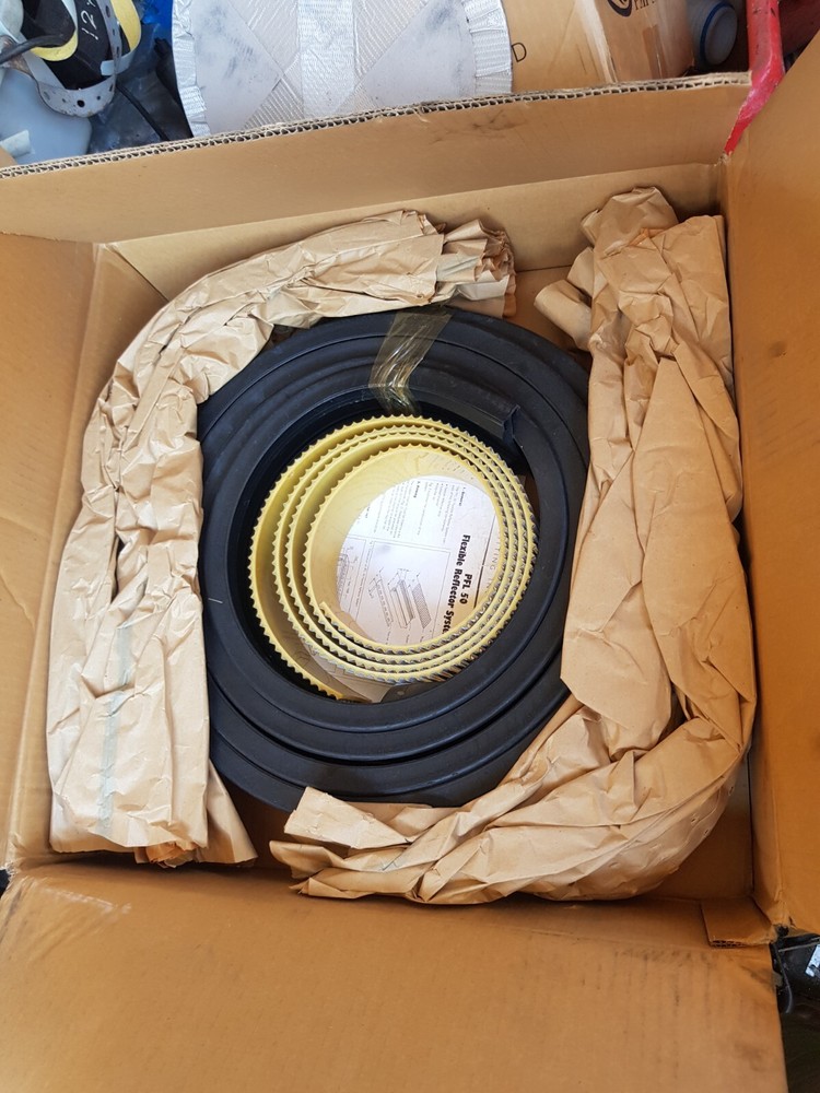 PFL 50 flexible reflector SYSTEM model WL250-S132