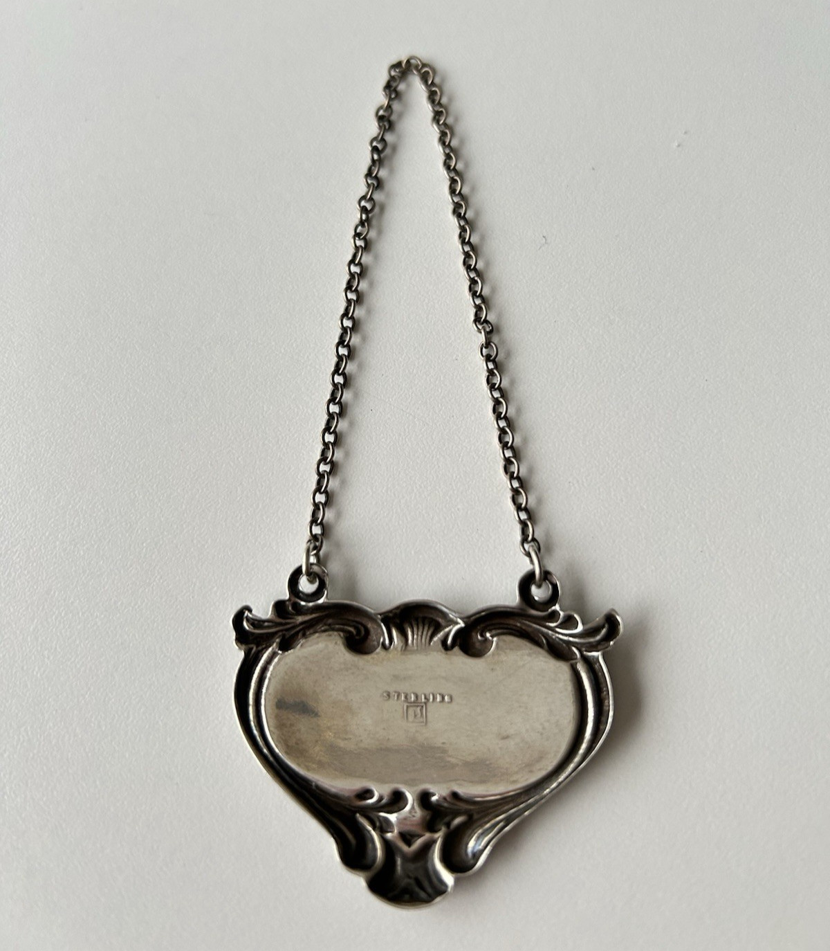 Judaica Ornate Sterling Silver Shabbat Wine Bottle Hanging Tag Decanter Label