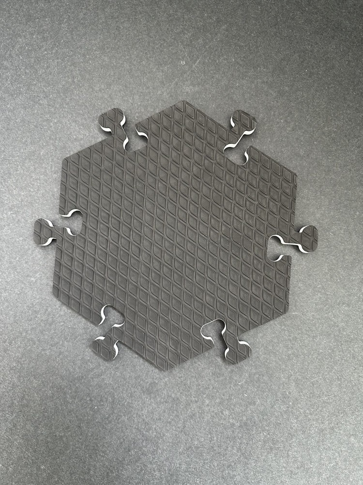 FluentPet HexTiles Single – Multi Color Desig – Button Mats Only – Dog/Cat Setup