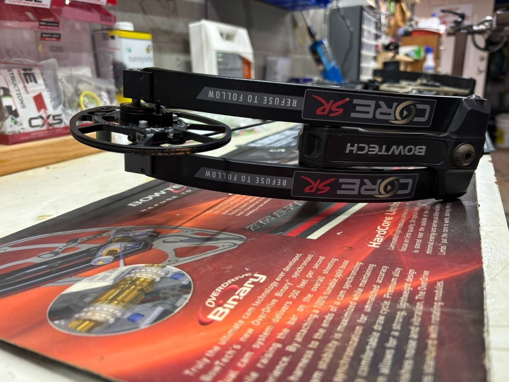 Bowtech Core SR Bow, Sand with black limbs, 60lb., RH