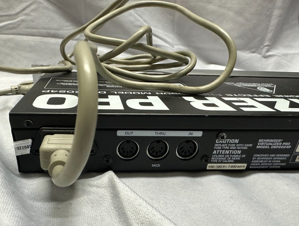 Behringer Virtualizer Pro DSP2024P 24 Bit Digital Multi Effect 24 - USED/WORKS