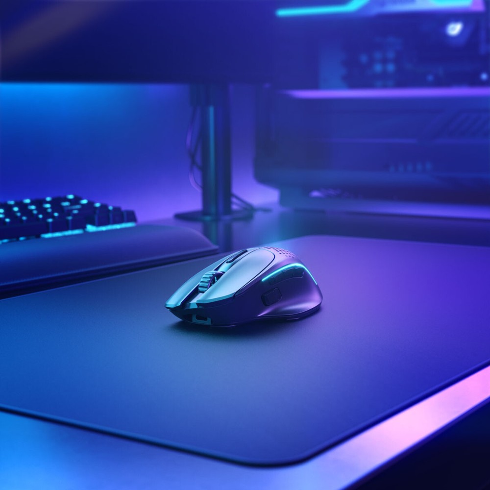 Glorious - Model I 2 Ultra Lightweight Wireless Optical Gaming Mouse with 9 P...