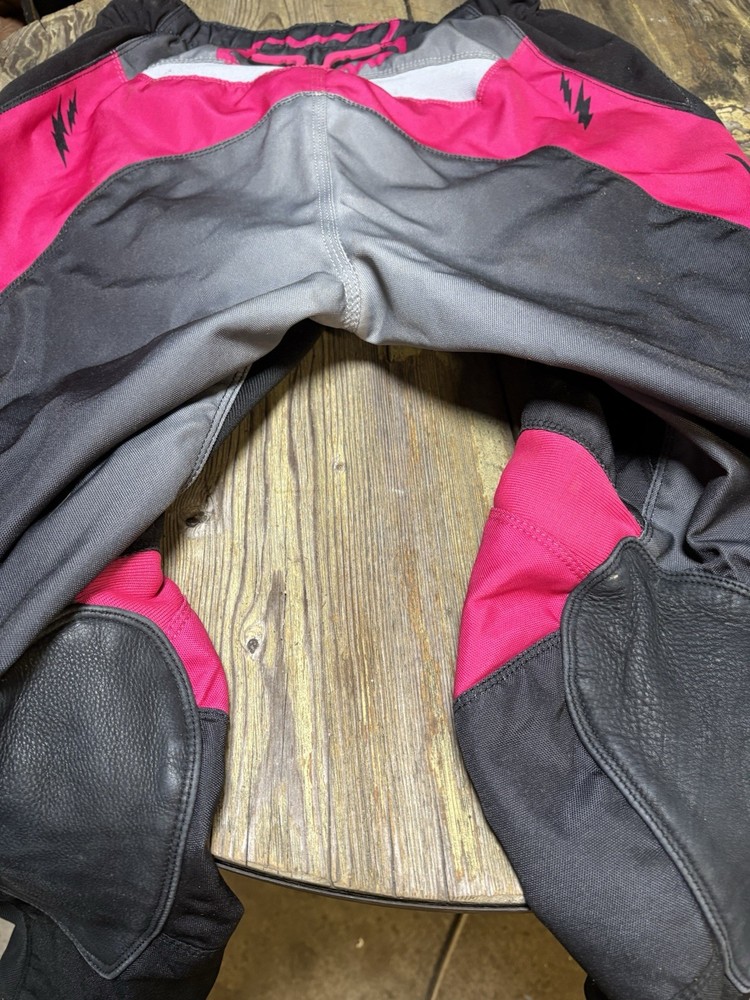 Women’s Fox Riding Pants 9/10
