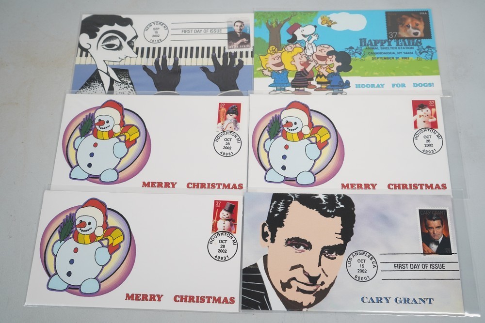 US 2000s COLLECTION OF OVER 250 HERITAGE FIRST DAY COVERS FDCS