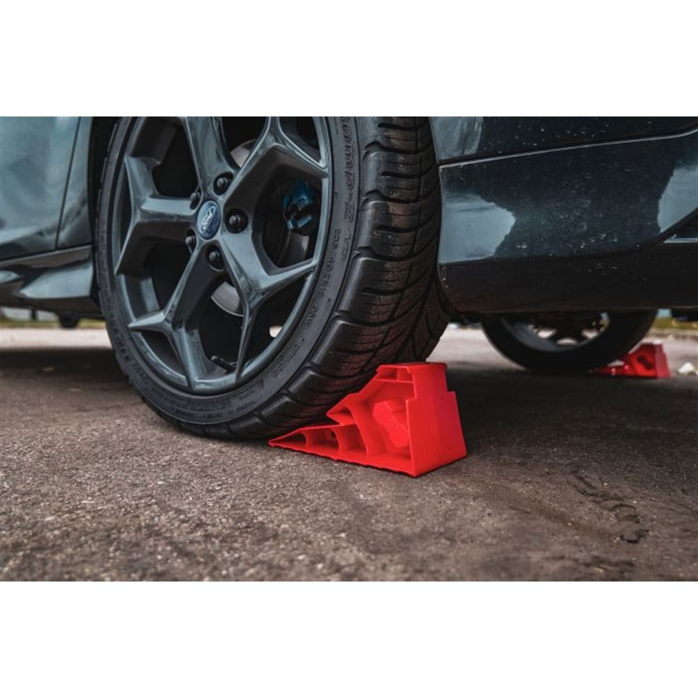 Caliber MR20K WHEEL CHOCKS 13596