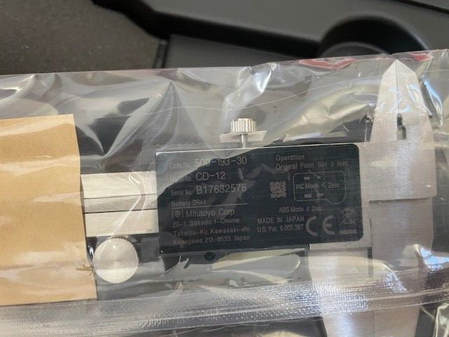 Mitu-toyo 500-193-30 300mm 12" Absolute Digital Vernier Caliper SALE