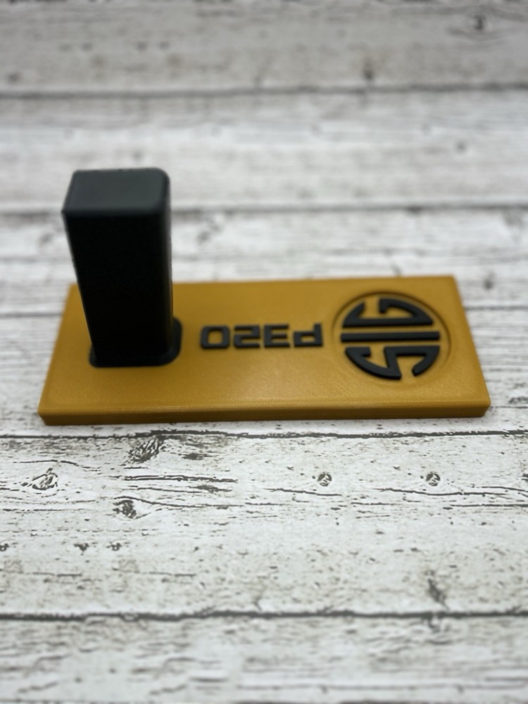 Pistol Display Stand For Sig Sauer P320 Series