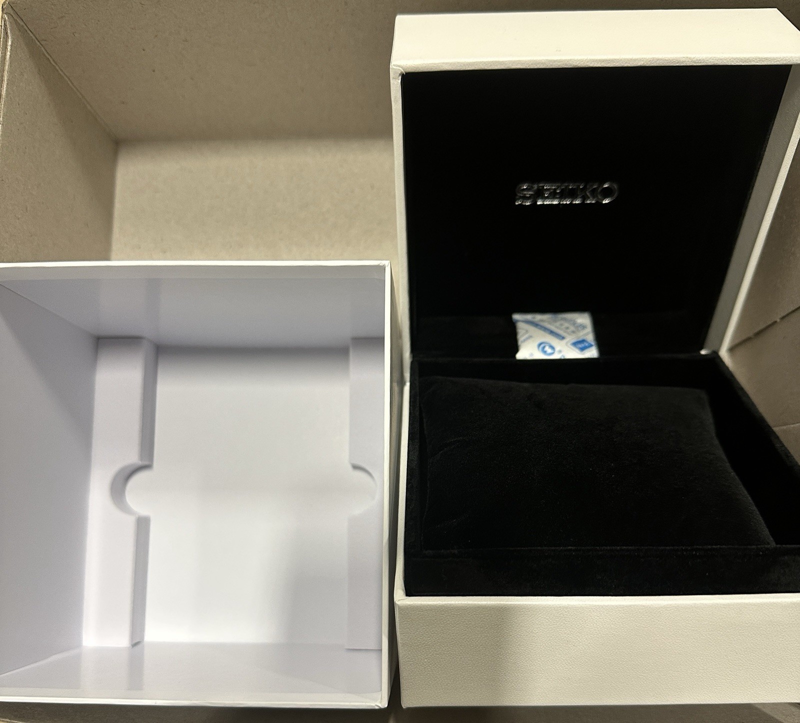 SEIKO Authentic Hard Empty Watch Box White/Black Presentation Storage Display