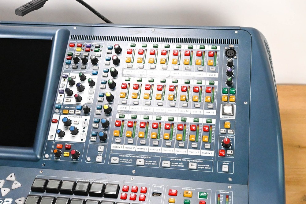 Midas PRO2C Live Digital Audio Mixing Console CG01WT7