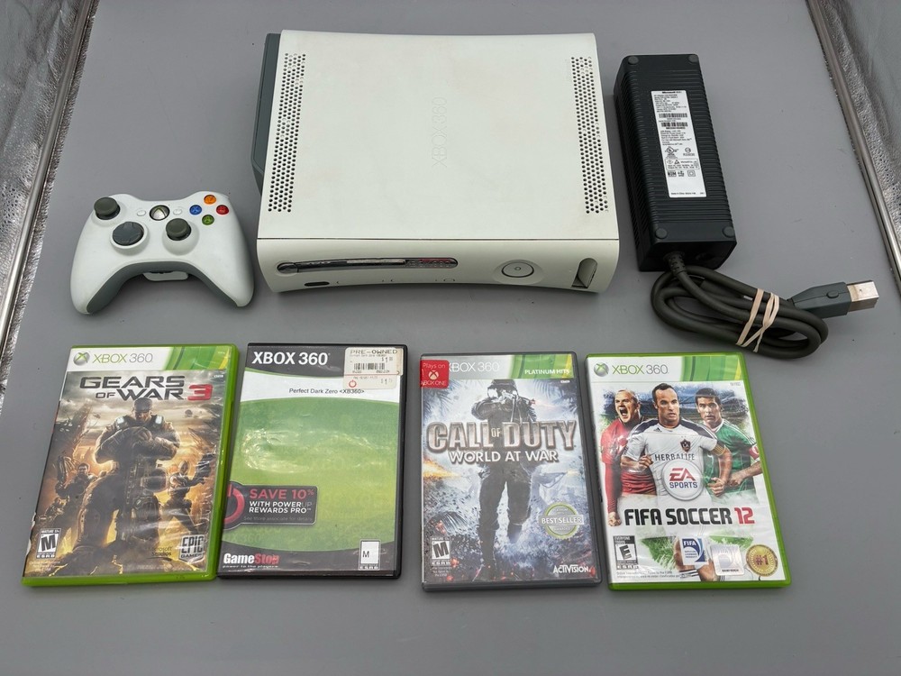 Xbox 360 Console Bundle Controller & Cables 4 Games – Tested Working
