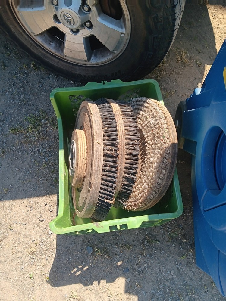 carpet extractor/ Cleaner/buffer