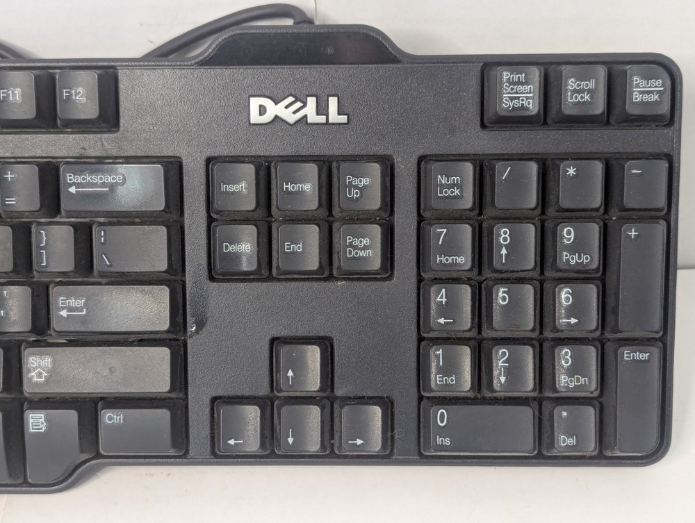 Wired Dell Computer Keyboard W/ AST Wired 3D Optical Mouse