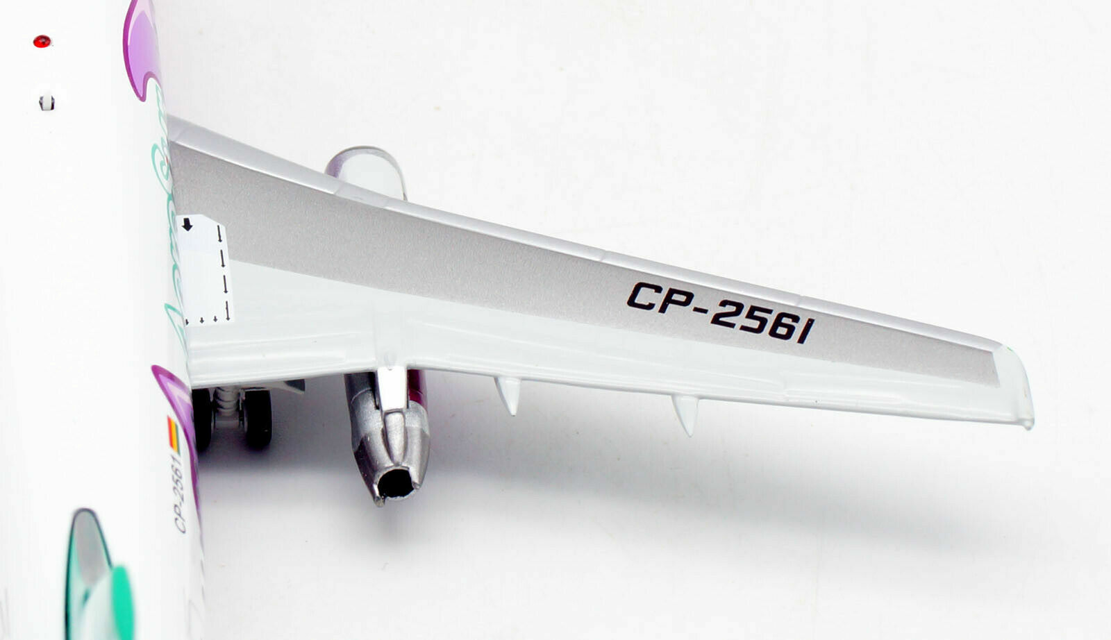 1:200 IF200 Aerosur B737-200 CP-2561 (BUFEO) with stand
