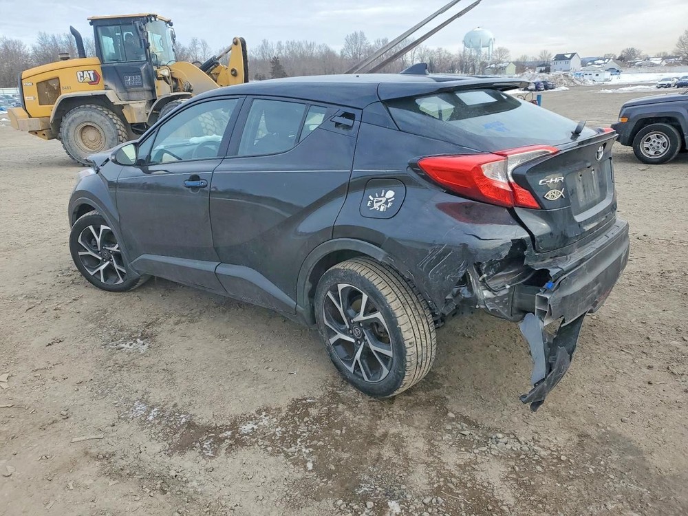 Used A/C Selector Switch fits: 2018 Toyota C-hr automatic temperature control w/