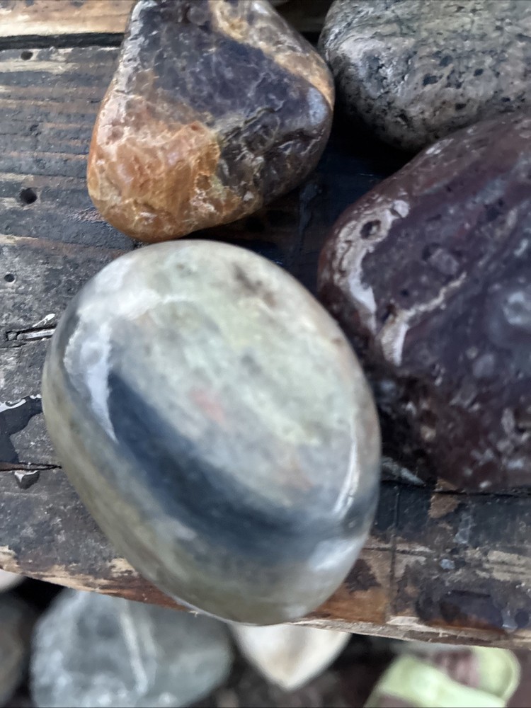 rocks for tumbling Rough 5 Lbs Mix
