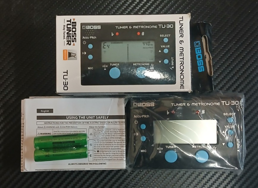 BOSS Tuner TU-30