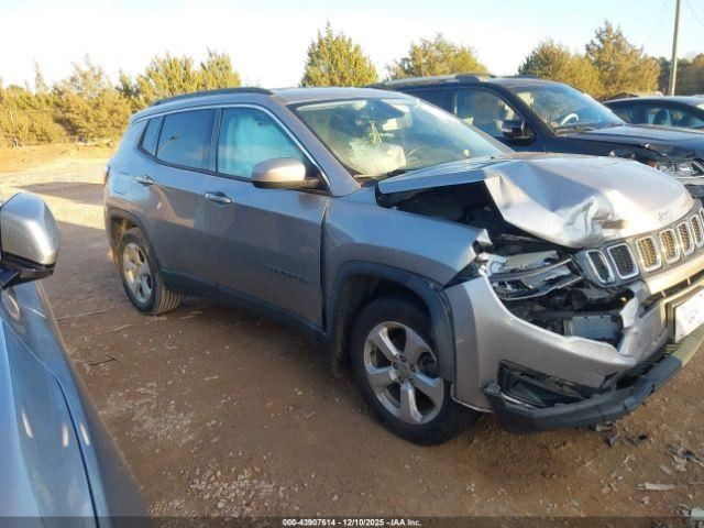 COMPASS 2018 Glove Box 4968077