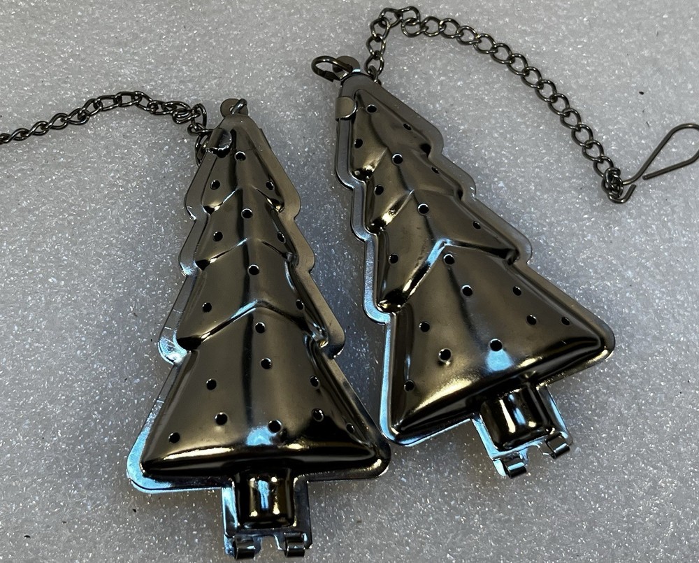 2 Christmas Tree Shaped Tea Infusers