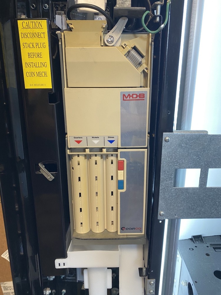 Dixie Narco 501E Drink Machine