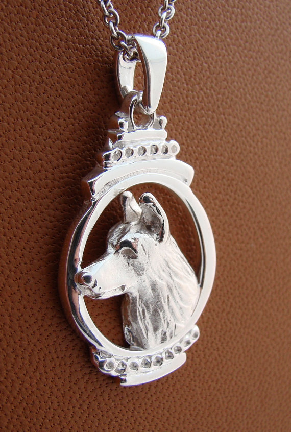 Small Sterling Silver German Shepherd Dog Head Study On A Vertical Oval Frame Pe