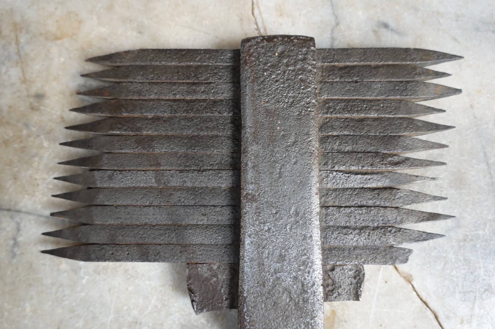 Antique STONE MASON CRANDALL TOOTHED SANDSTONE AXE HAMMER 7lb 10oz ROCK QUARRY