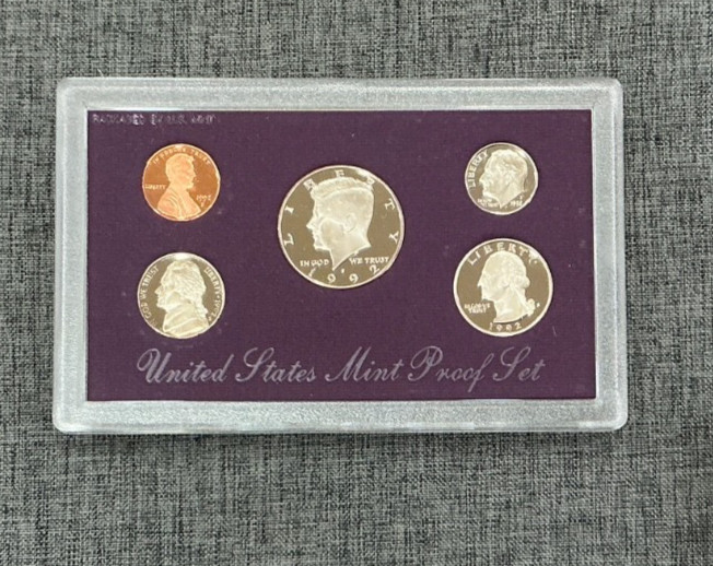 1992-S U.S. Mint Clad Proof Set in Original Box