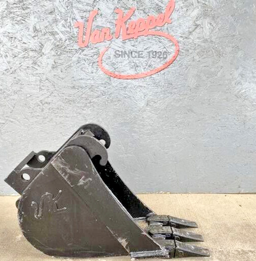 E35 BOBCAT EXCAVATOR BUCKET