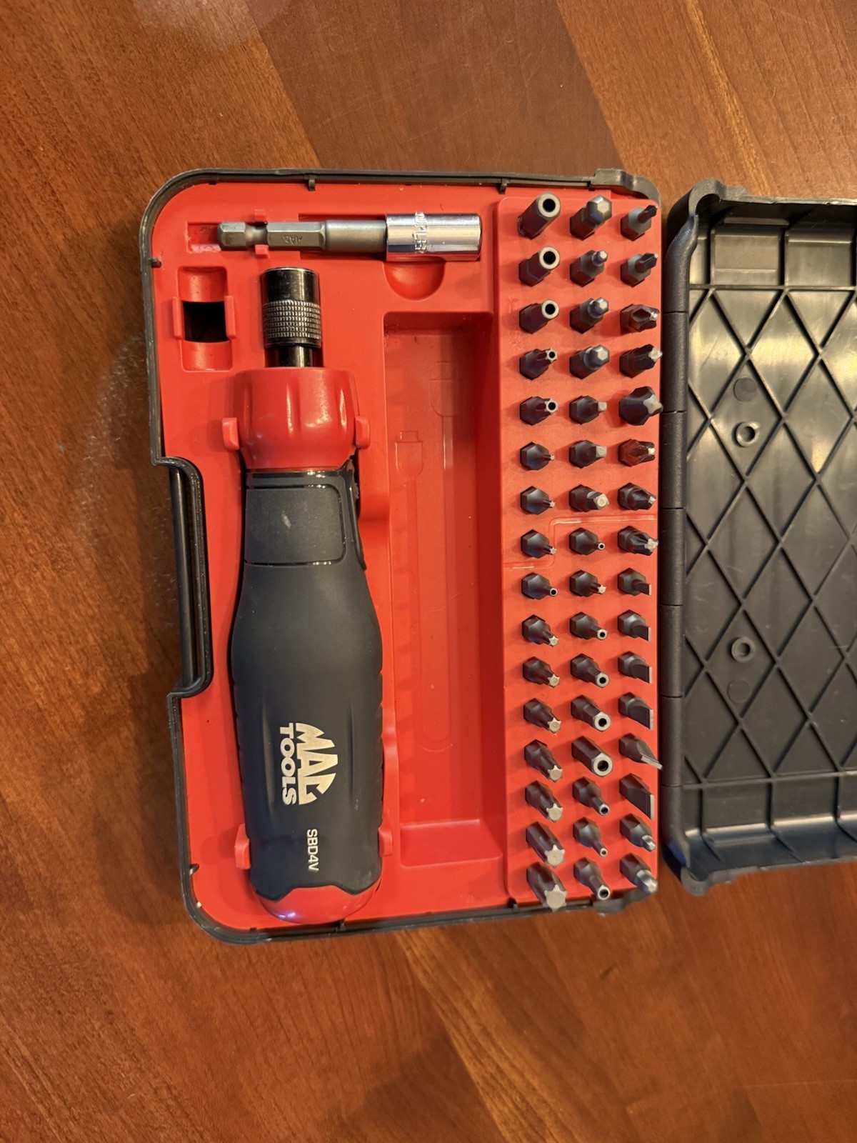 Mac Tools SBD4V 52-PC Cordless Screwdriver Set
