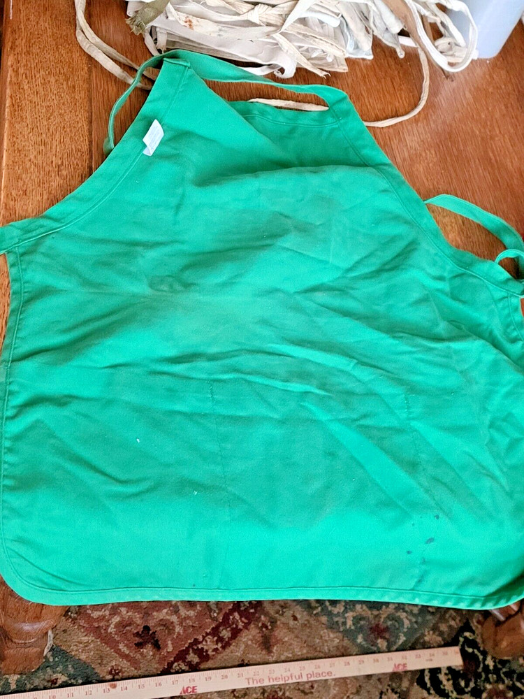 The Yard Co Nail Apron