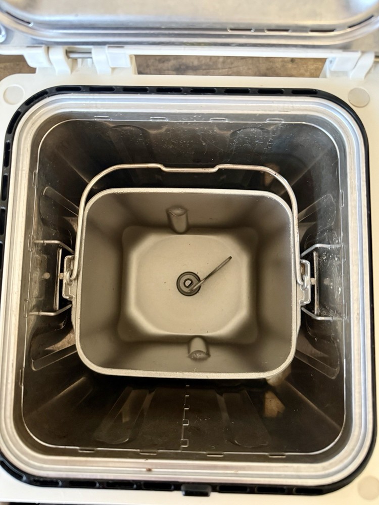 Panasonic Bread Maker Model Number SD-BT55P Tested Working