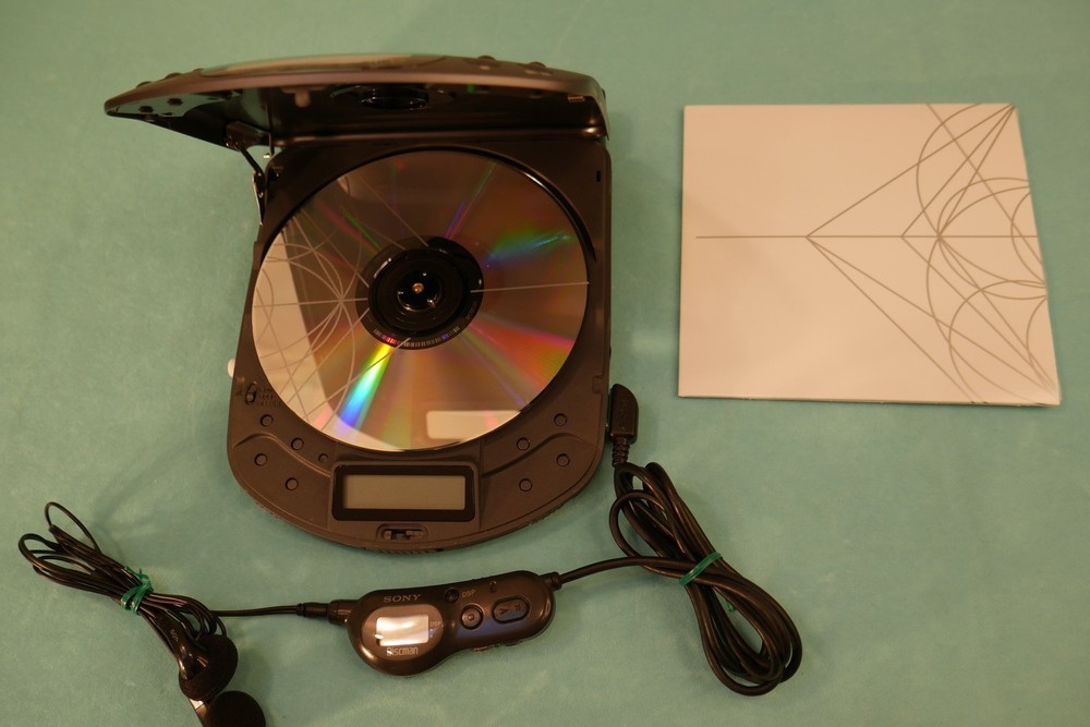 Sony D-321 Discman :: Restored :: Complete Set