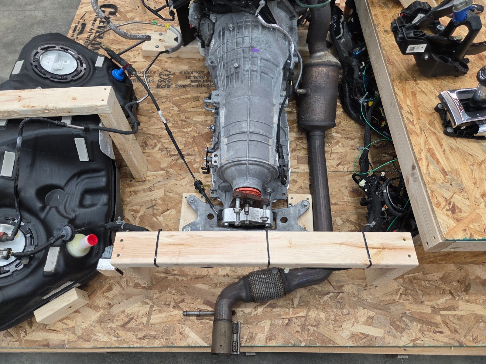 2017 Mustang EcoBoost 2.3L TURBOCHARGED Engine & 6 Speed Auto Trans Turn Key 53k