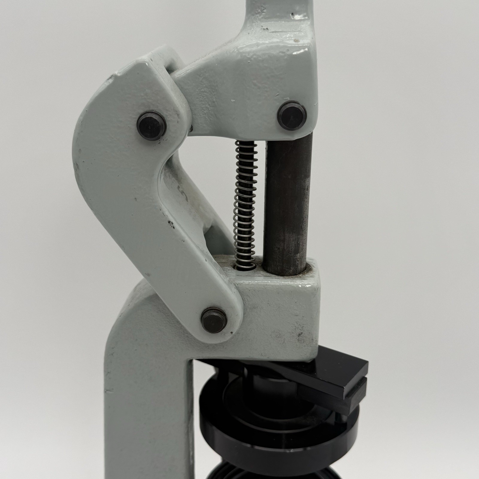 Badge-A-Matic 1 Badge-A-Minit 2 1/4" Button Maker Hand Press 2.25" Badges