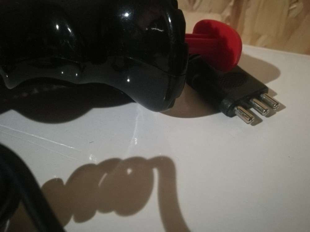 Carrera 1:32 Evolution 2x wired speed controllers