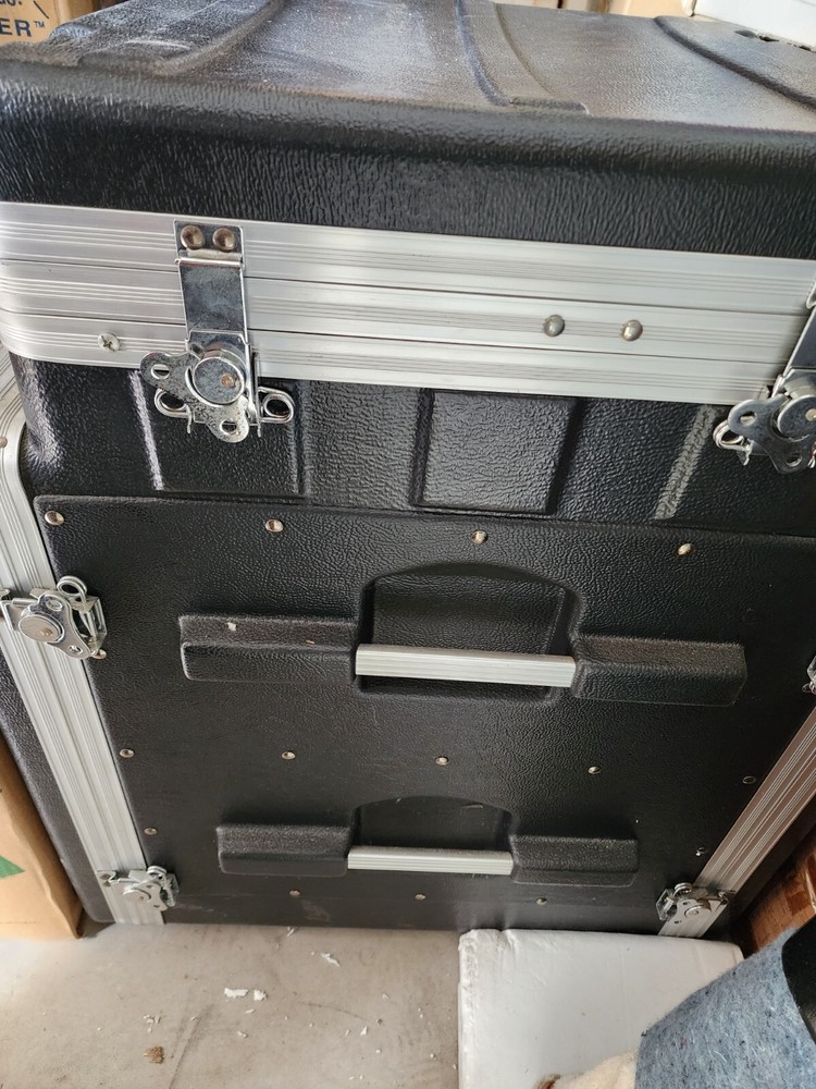 Gator 20 space rack case
