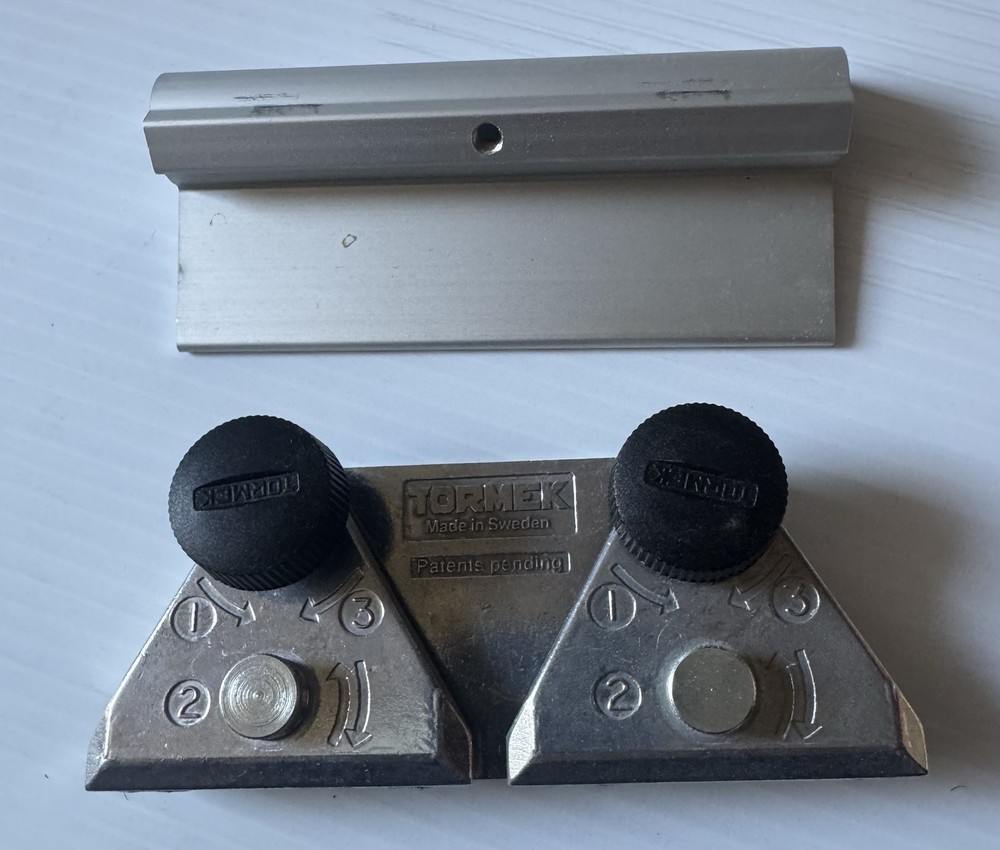 SVX-150 Scissors Jig For TORMEK Super Grind System.