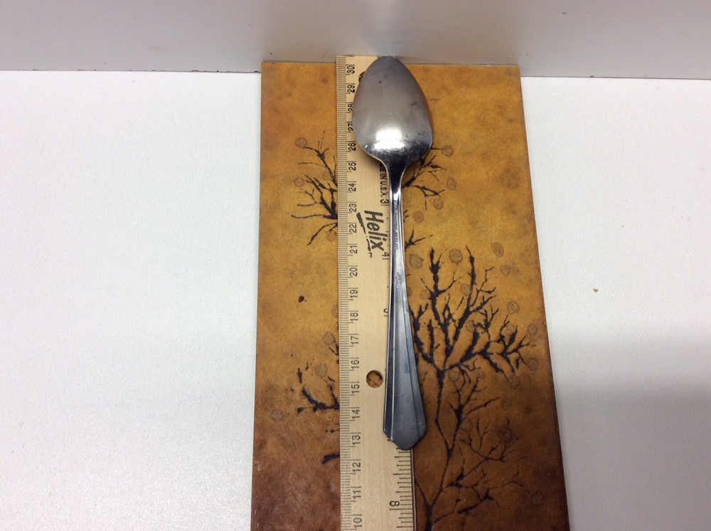 Vintage Wm. A. Rogers A1Plus Spoon Oneida LTD O2