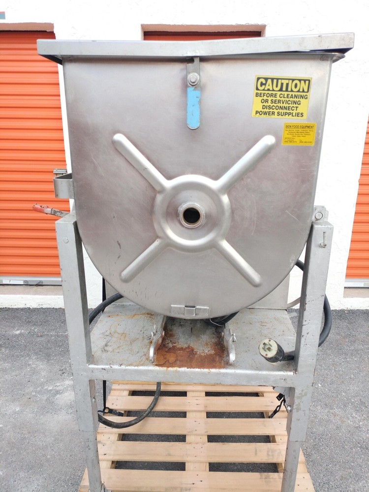 Hollymatic Meat Grinder - Parts Missing