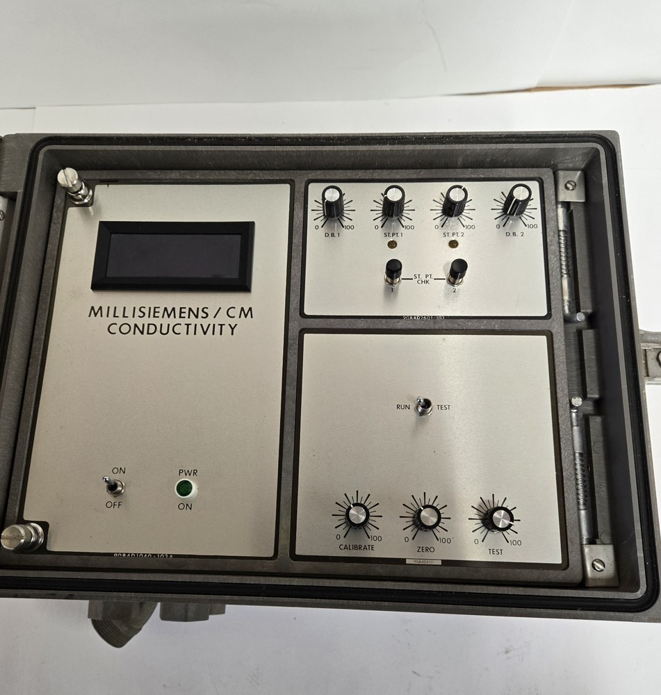 GREAT LAKES INSTRUMENTS 90E MILLISIEMENS/CM CONDUCTIVITY.