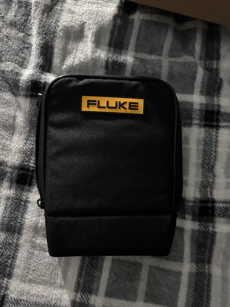 Fluke 709H Precision Loop Calibrator with HART Communications