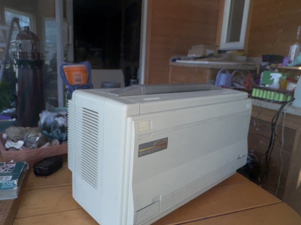 Compaq 386 Portable Computer; Model 2670