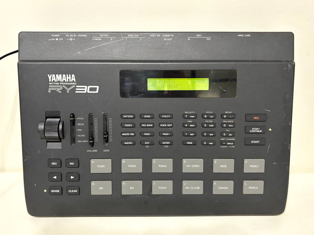 YAMAHA RY30 Rhythm Programmer Drum Machine From Japan
