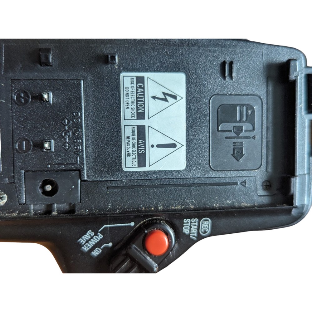 RCA PRO 8 Video Camcorder w/ Case Accessories Remote Extras