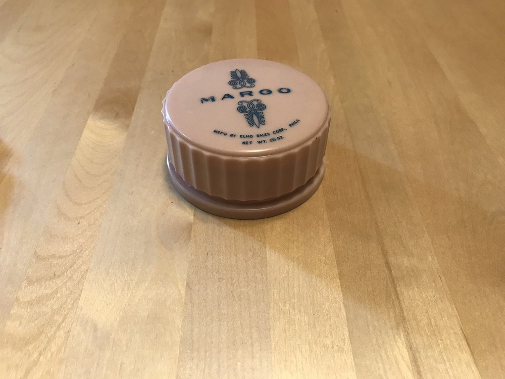 VINTAGE MARGO FACE POWDER CONTAINER