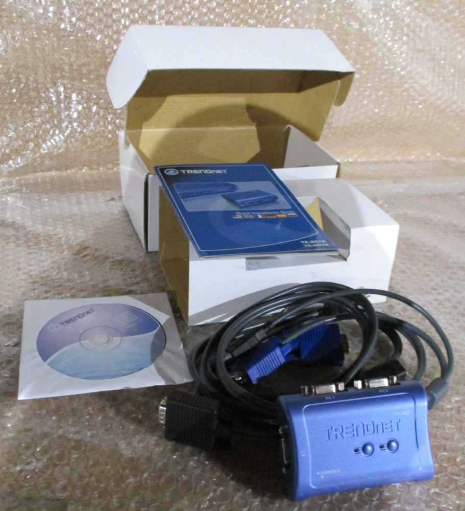 TRENDNET 2-Port USB KVM SWITCH KIT TK-207K