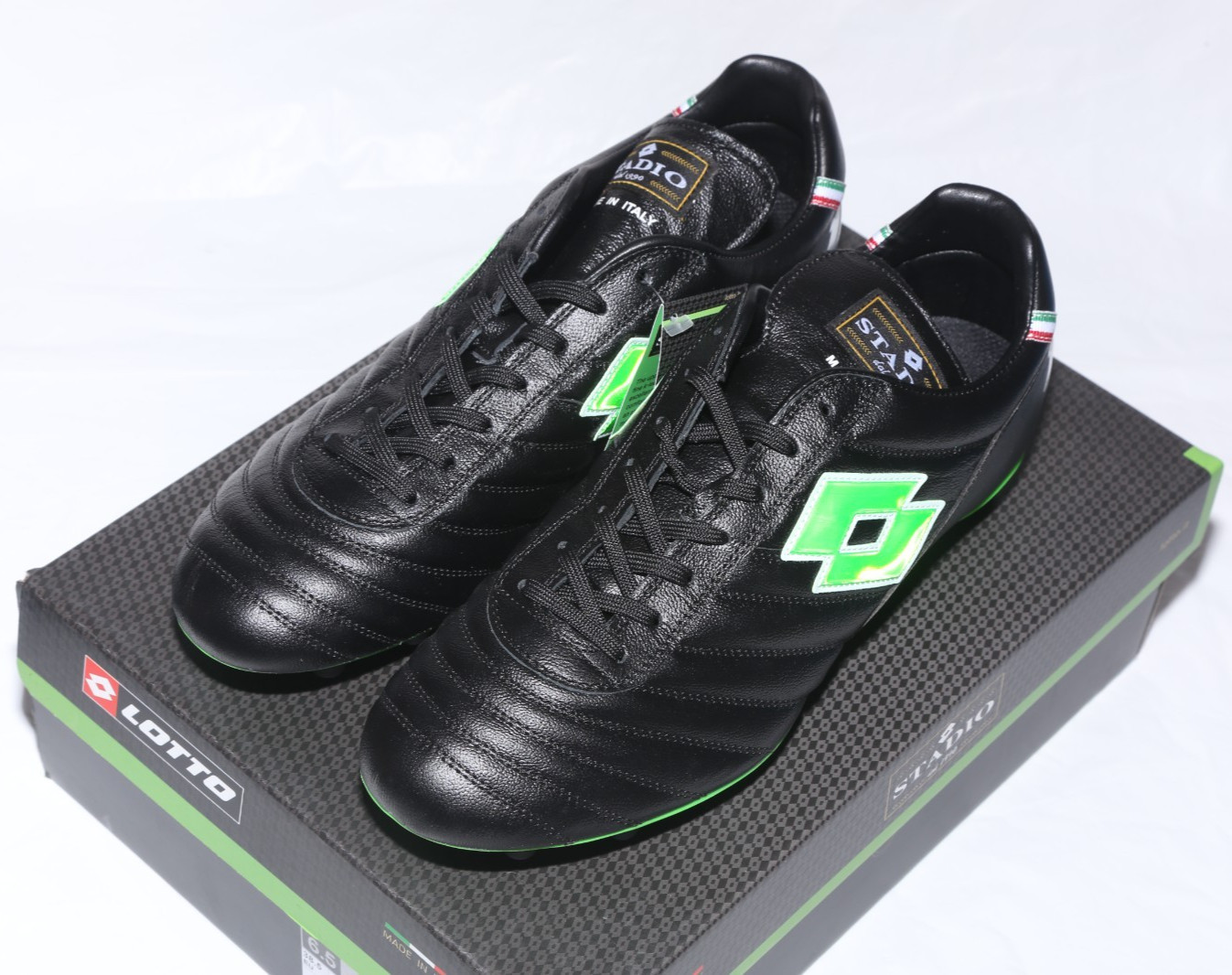 Lotto Stadio OG II FG Soccer Cleats Unisex - Men size 9.5 MSRP $220