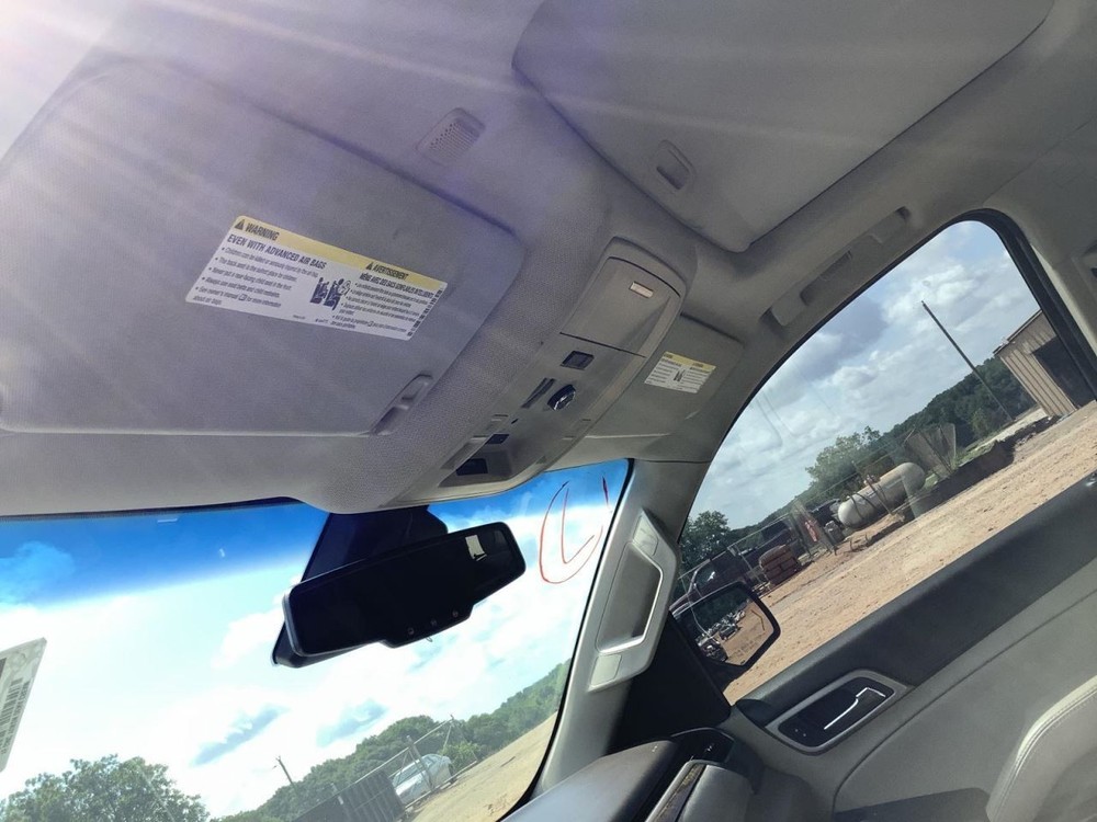 YUKON 2015 Glove Box 4686084