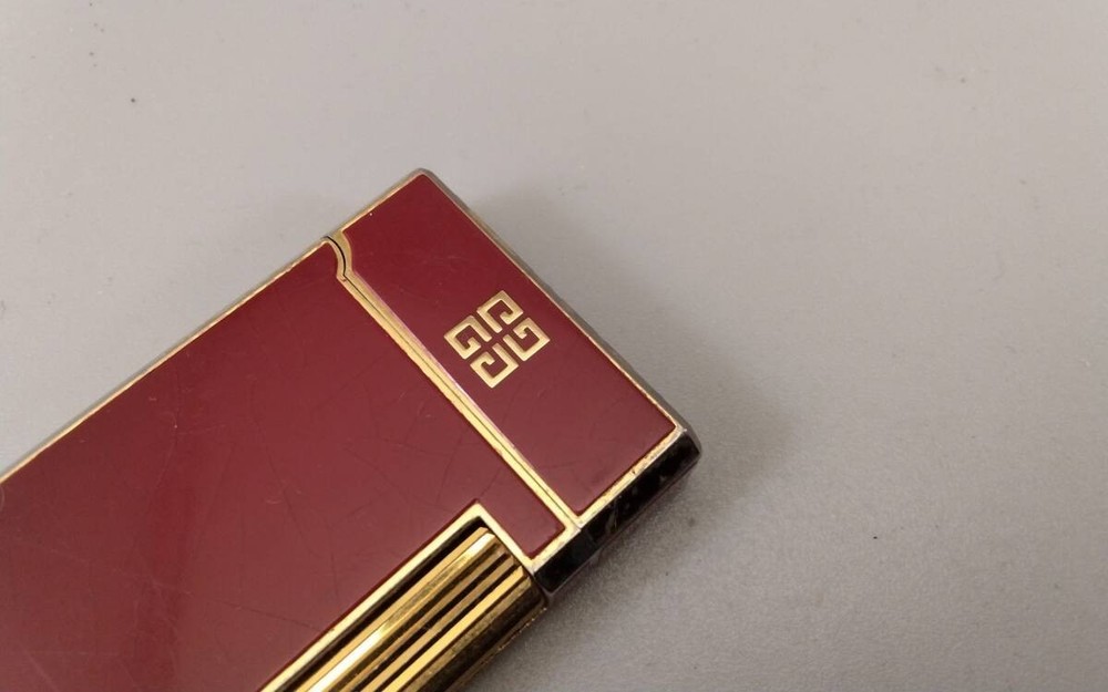 Fully Working Givenchy Lighter・GV2000・Engine・
